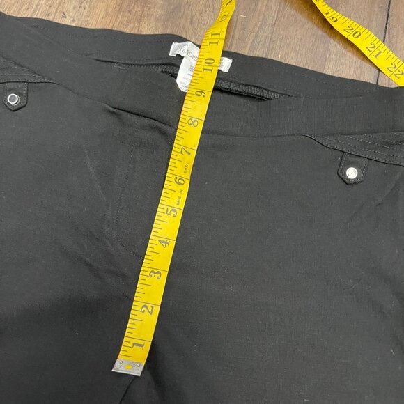 89th + Madison - Picture 7 of 9